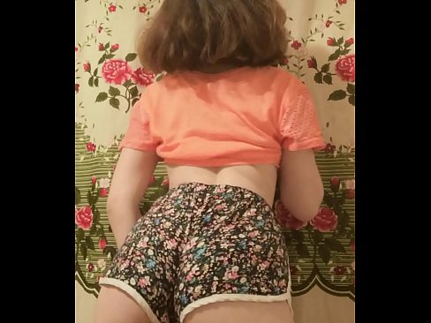 ❤️ Babe żagħżugħa sexy tqaxxir ix-xorts tagħha fuq il-kamera ☑ Video tal-ħakk fil-porn mt.xxxdeutschepornos.ru ﹏
