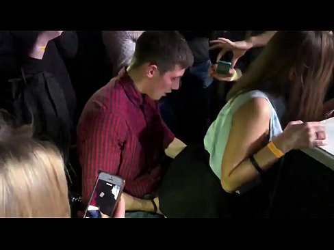 ❤️ Sess reali f'nightclub Russu. Tfajla Russa ta’ 18-il sena fl-anus u l-vaġina fucked f’nightclub ☑ Video tal-ħakk fil-porn mt.xxxdeutschepornos.ru ﹏